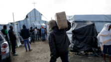 Anger at Calais camp conditions 